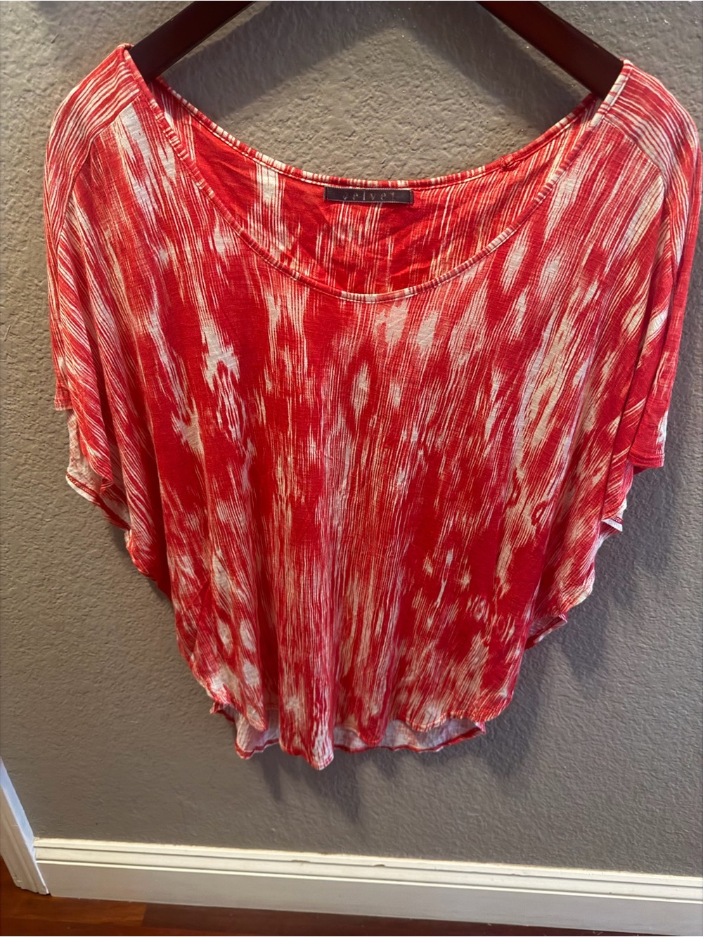 Velvet Graham Spencer Boho Festival Dolman Top Red White Ikat Rayon S
